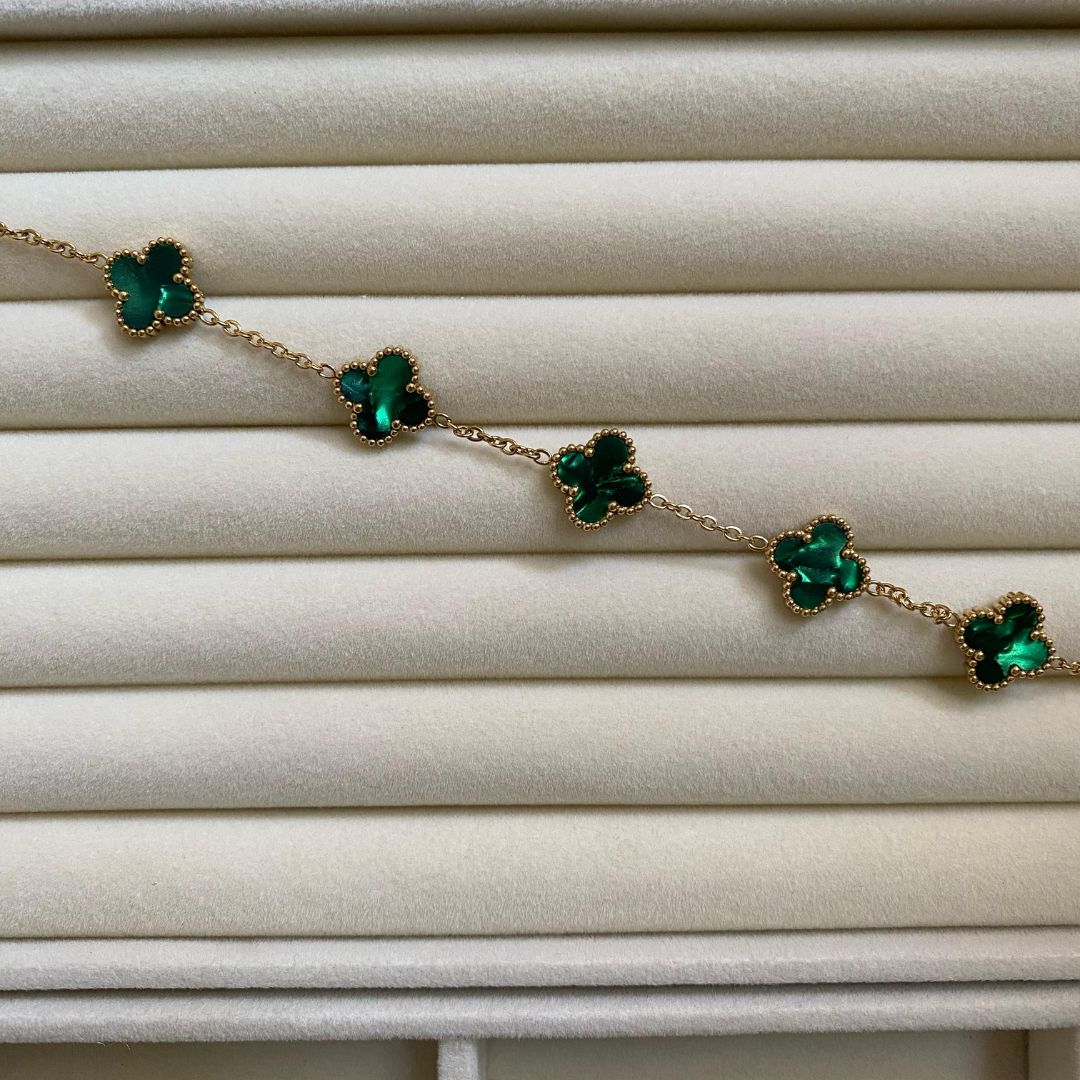 Bottle green clove bracelet