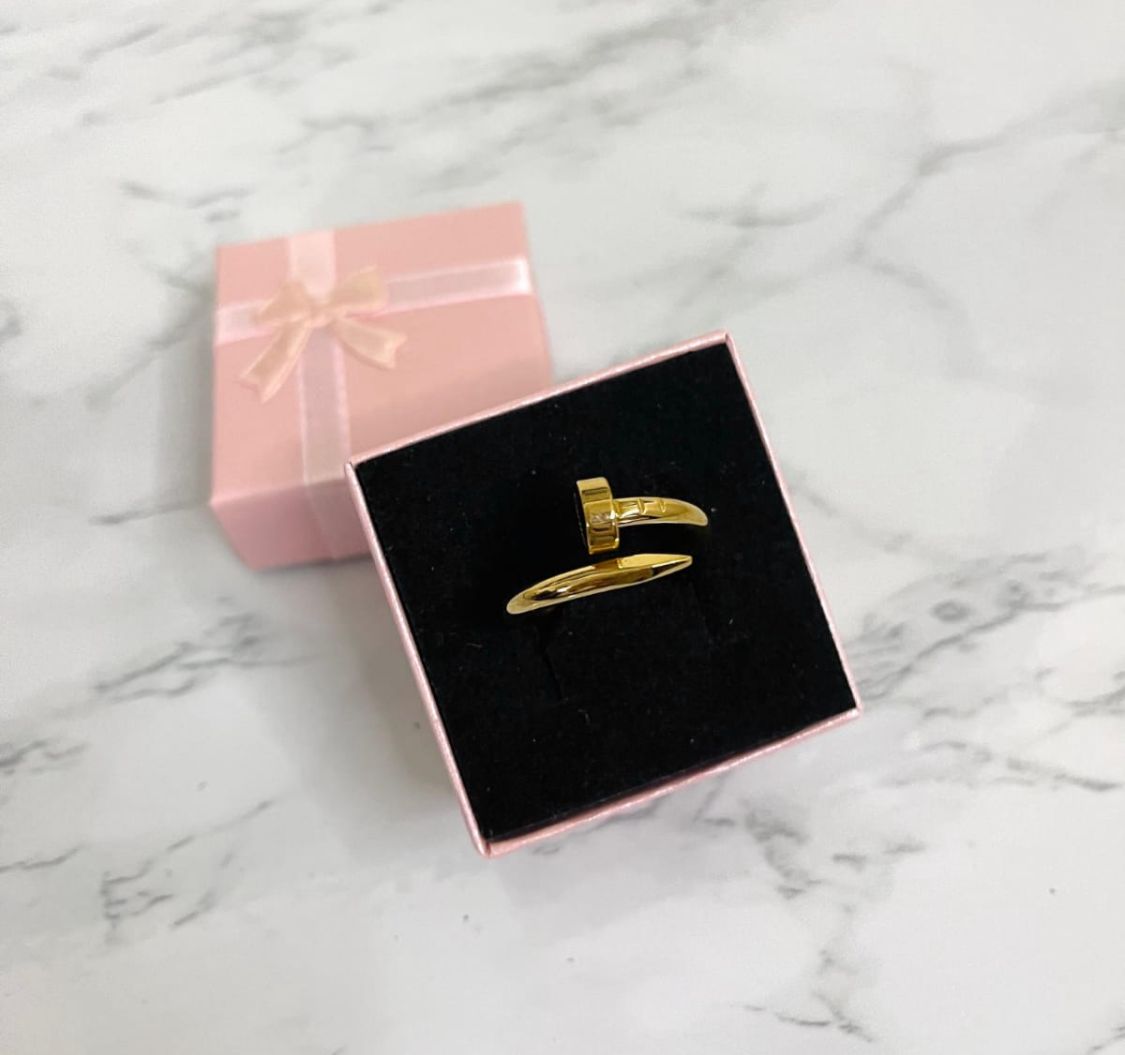 Nail Ring