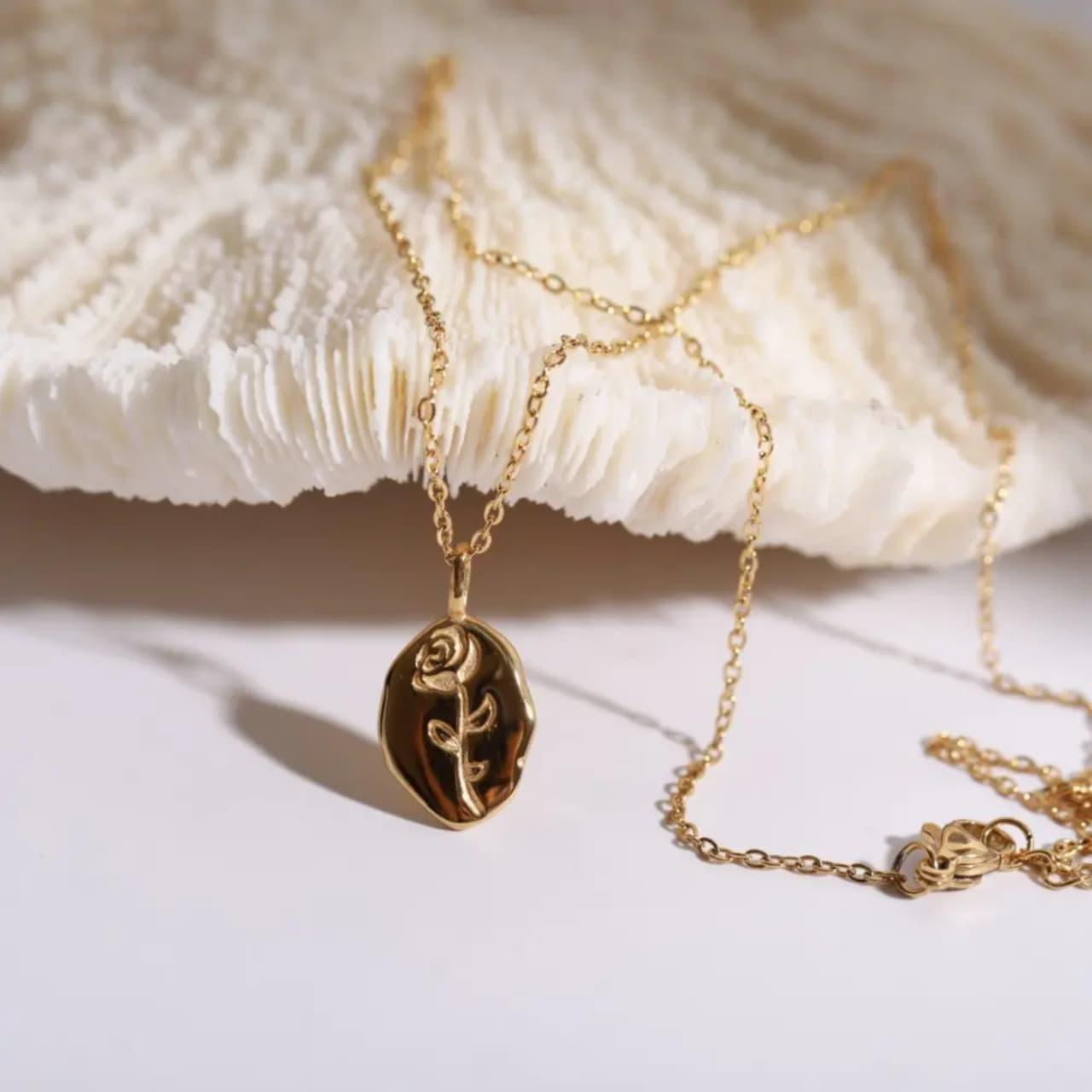 Rose Engraved Necklace