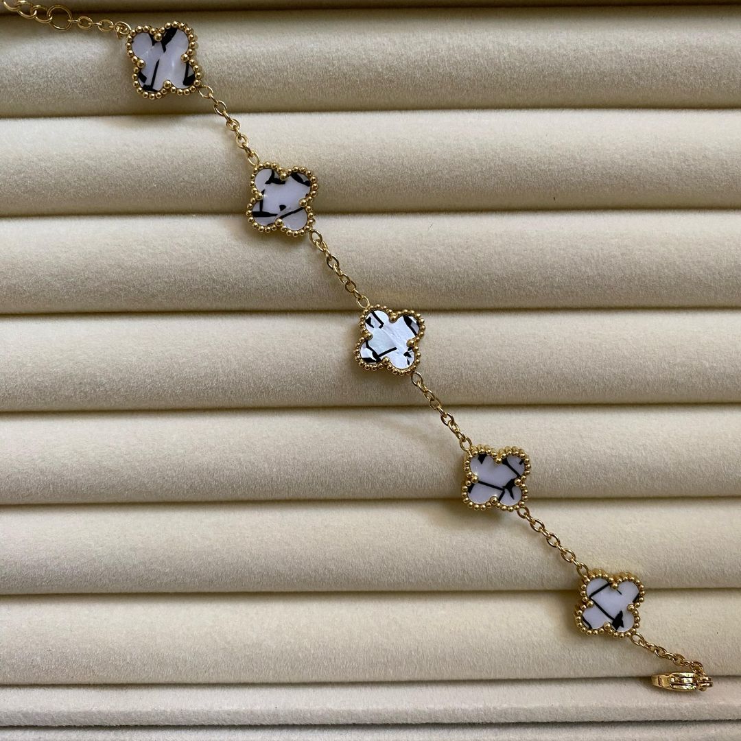 Marble pattern clove bracelet