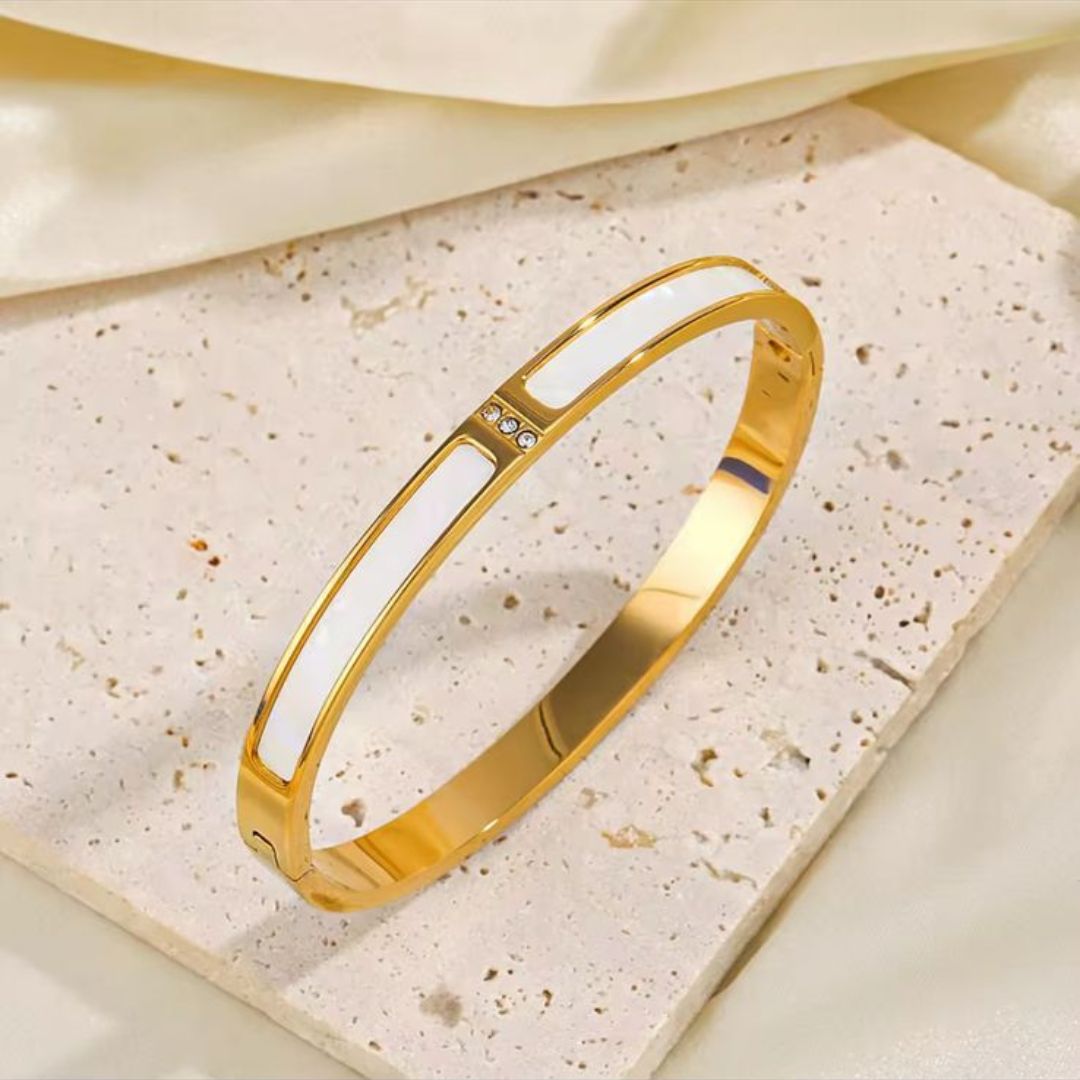 Roman handcuff