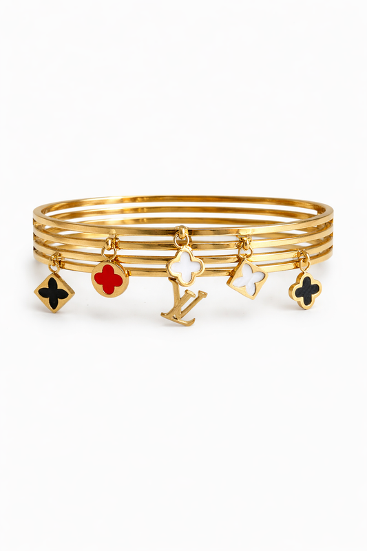 Chunky charms handcuff