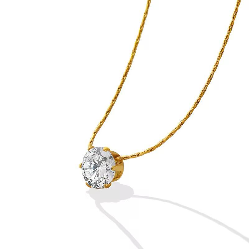 Dainty stone necklace