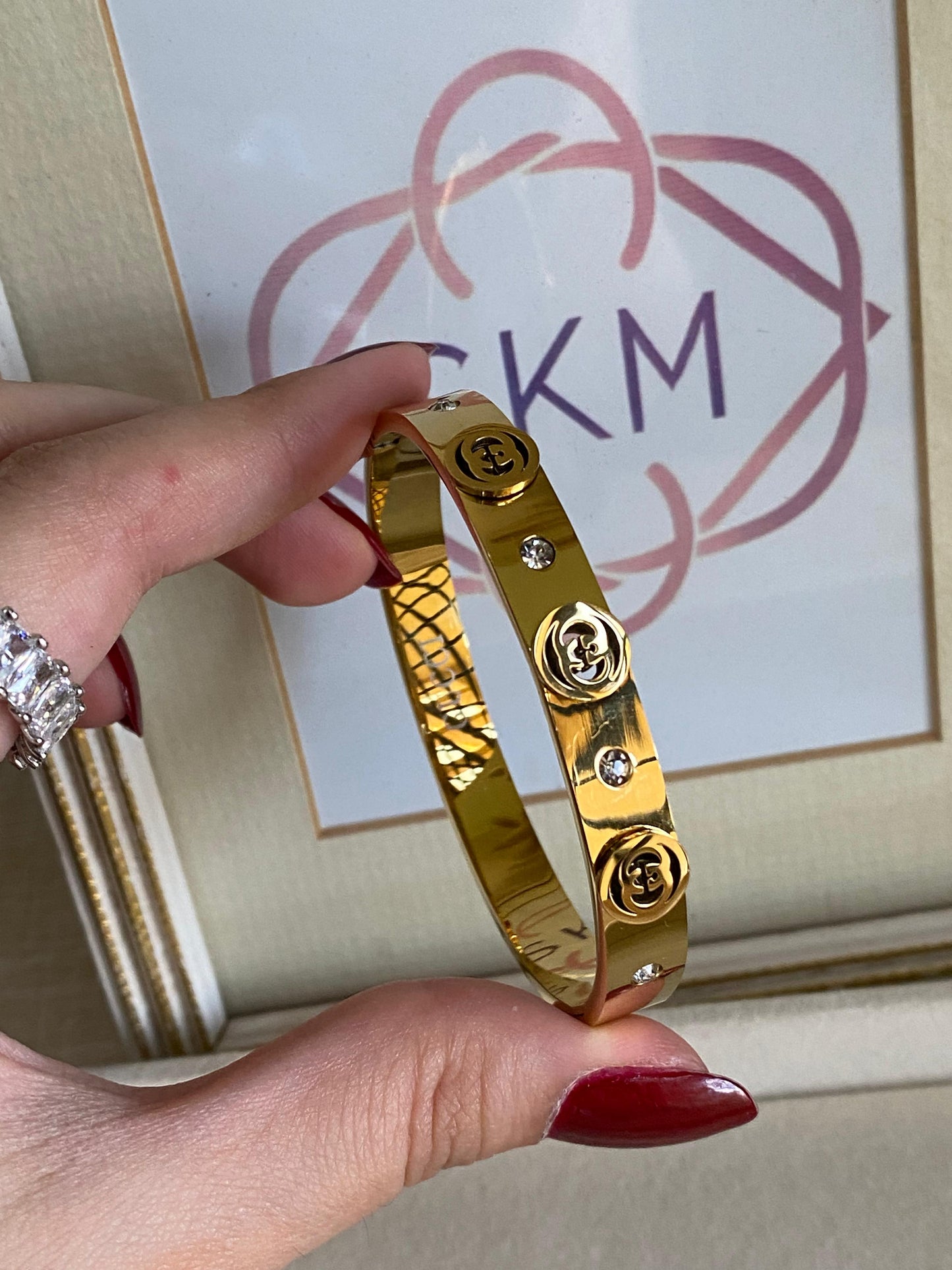 Gucci handcuff
