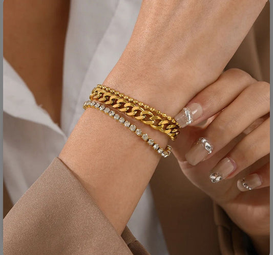 3 layered chain bracelet