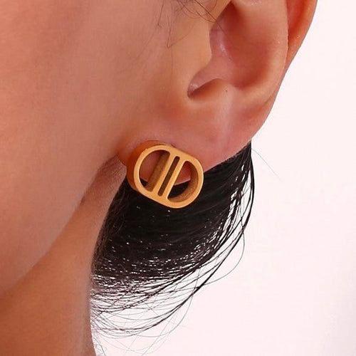 DD earrings