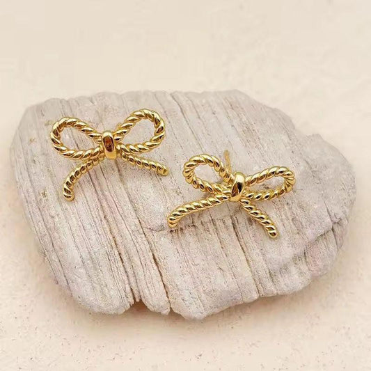 Thin bow earrings