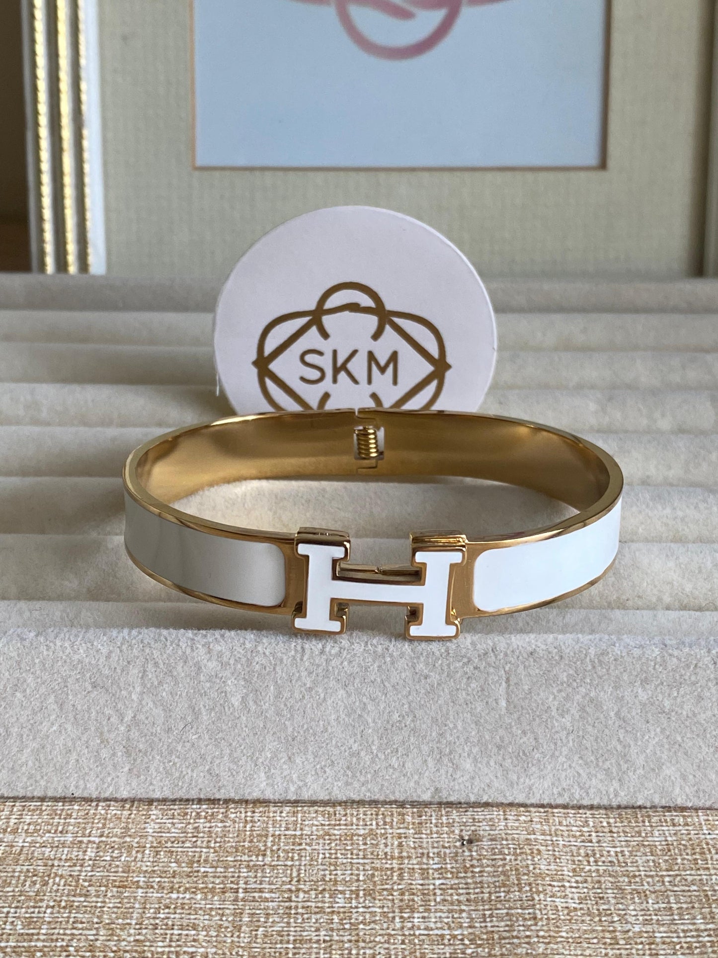 Plain White Hermes Handcuff