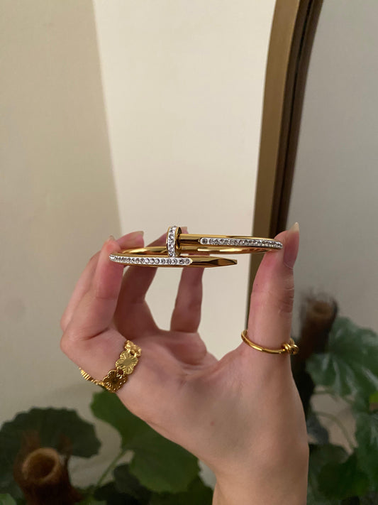 Full Stones Gold Nail Handcuff
