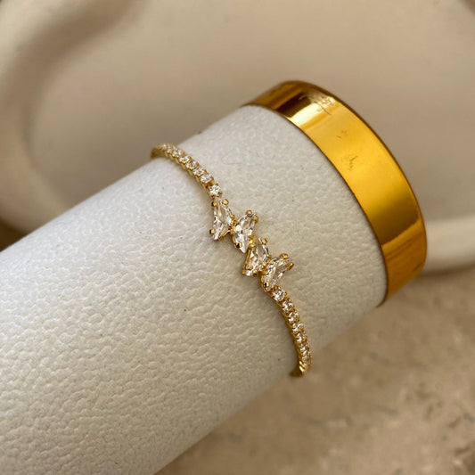 Butterfly zircon bracelet