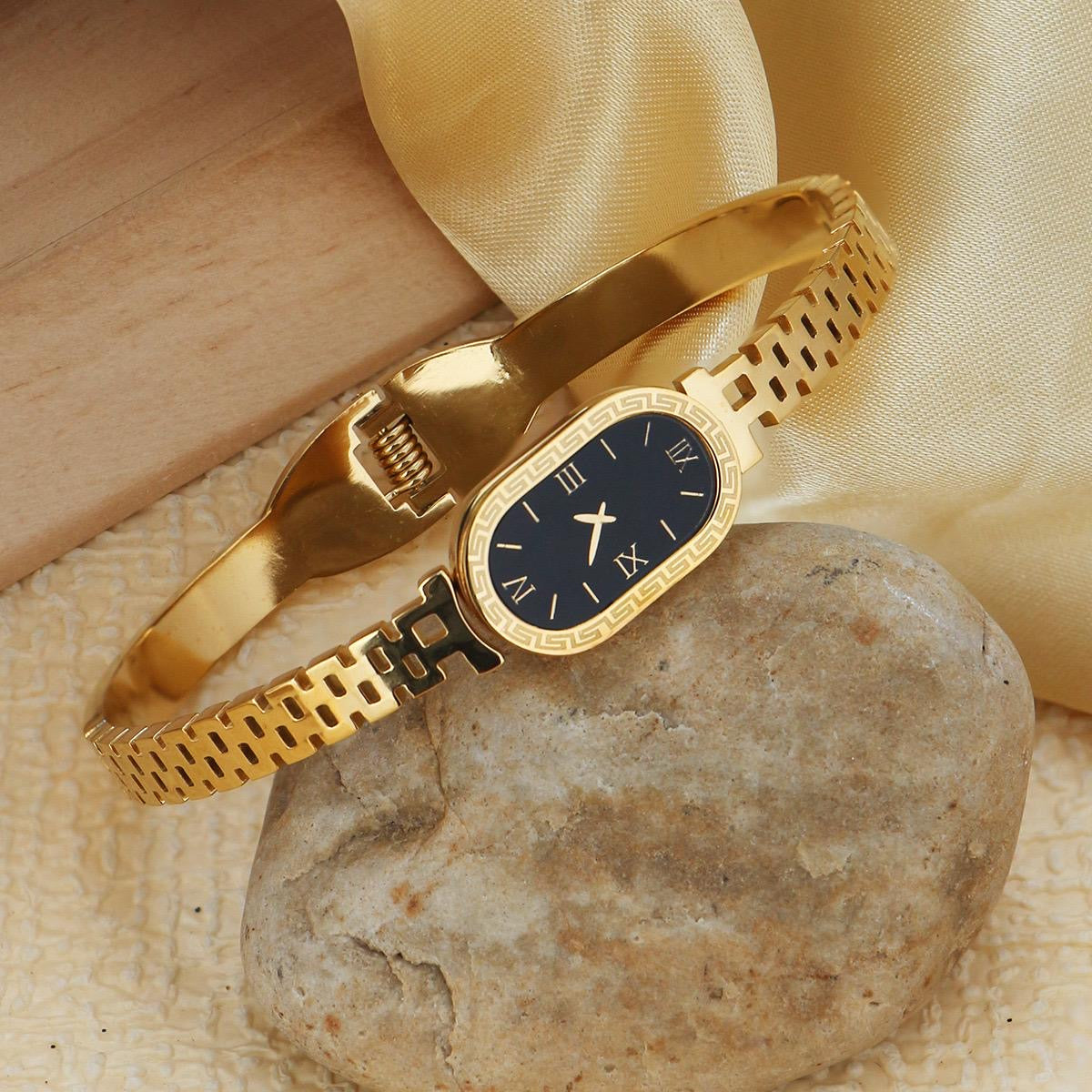 Watch handcuff
