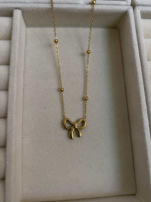 Bow necklace